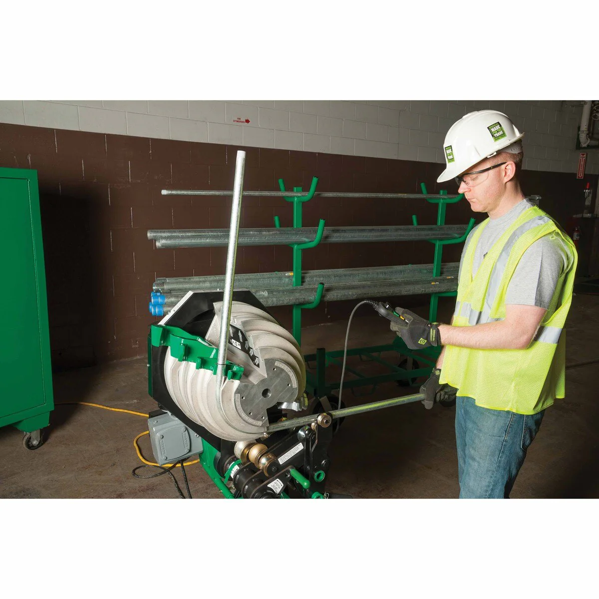 Greenlee 854DX One Shoe Solution EMT, IMC, and Rigid Electric Conduit Bender - Image 13