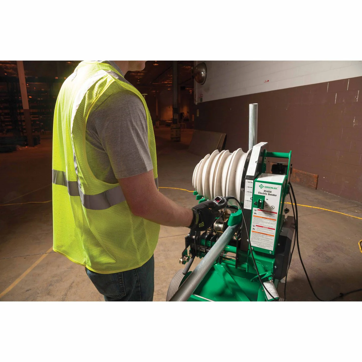 Greenlee 854DX One Shoe Solution EMT, IMC, and Rigid Electric Conduit Bender - Image 14